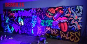 Graffiti Fluor New York Luz Ultravioleta 80s 90s Party 300x100000